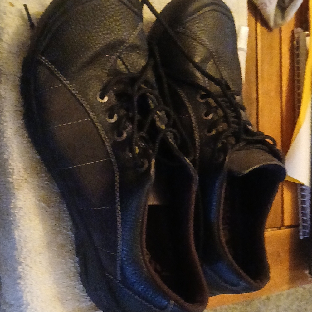 Womens Black Leather Shoes
